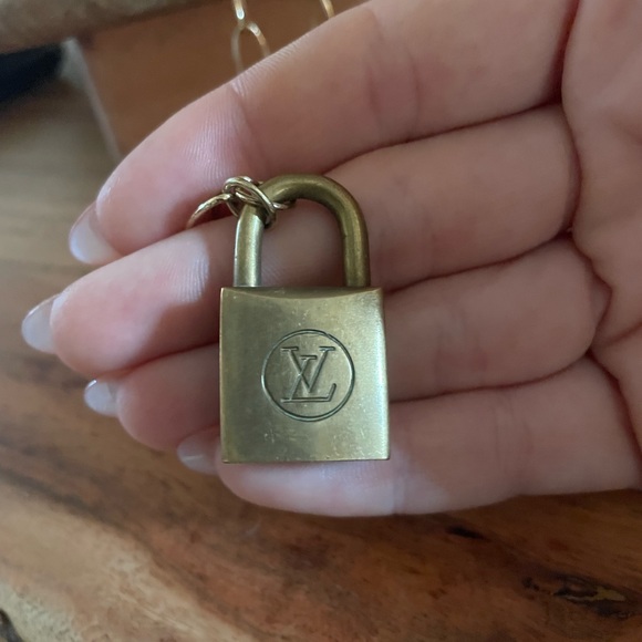 Louis Vuitton Lock on Chain Necklace - Picture 2 of 4